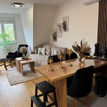 Wolf Апартаменты